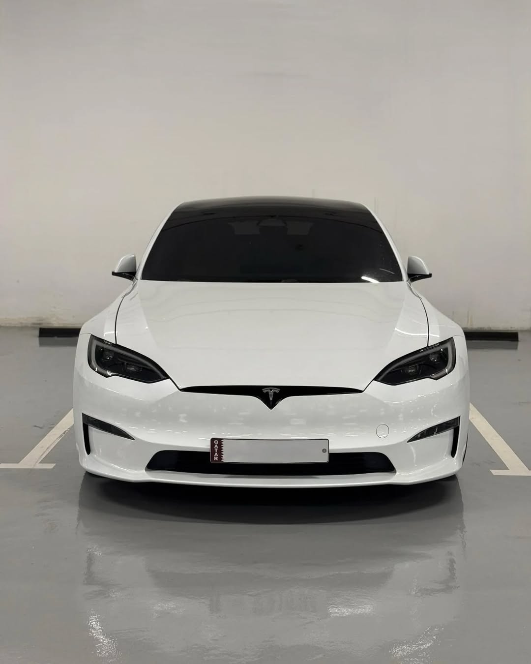 Tesla Model S Thumbnail 2