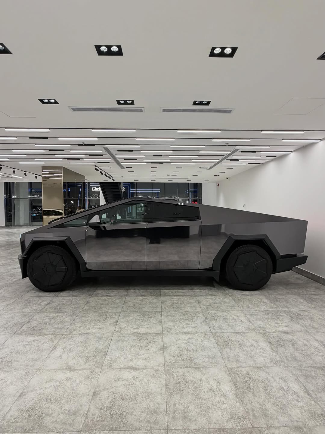 Tesla Cybertruck Thumbnail 15